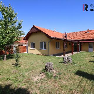 Prodej rodinného domu 140 m² Syrovice, 