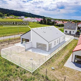 Prodej rodinného domu 95 m² Slavětín, Pod Lesem