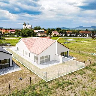 Prodej rodinného domu 95 m² Slavětín, Pod Lesem