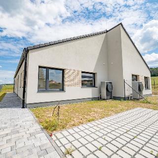 Prodej rodinného domu 95 m² Slavětín, Pod Lesem