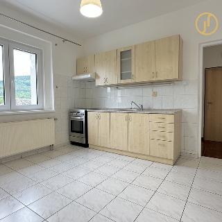 Pronájem bytu 3+1 88 m² Klášterec nad Ohří, Zahradní