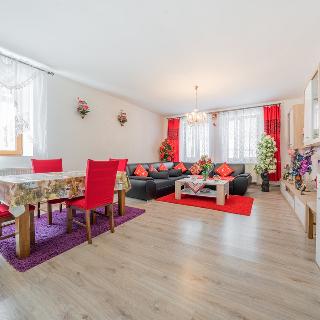 Prodej rodinného domu 129 m² Kladno, Nad Vápenkami