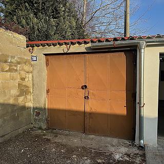 Prodej garáže 21 m&sup2; Kladno