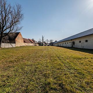Prodej komerčního pozemku 5073 m&sup2; Rudná