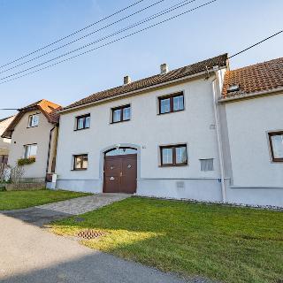 Prodej rodinného domu 123 m² Chyňava, 