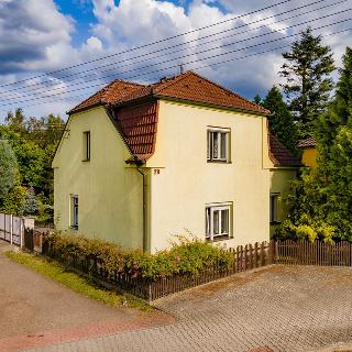 Prodej rodinného domu 129 m² Břasy, 