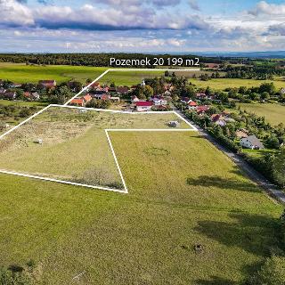 Prodej stavební parcely 20 199 m² Velká Chmelištná, 