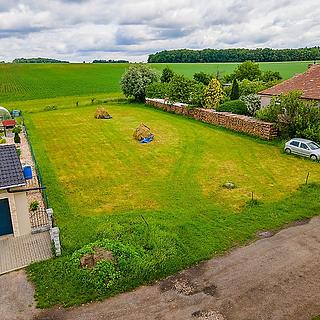 Prodej stavební parcely 1324 m&sup2; Vlčí Habřina