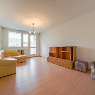 Prodej bytu 3+1 74 m² Kladno, Hřebečská