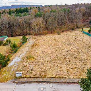 Prodej stavební parcely 2088 m&sup2; Unhošť