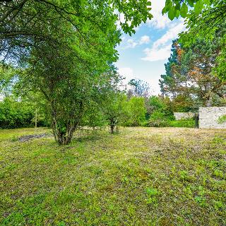 Prodej stavební parcely 1 457 m² Unhošť, Berounská