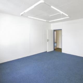 Pronájem obchodu 179 m² Praha