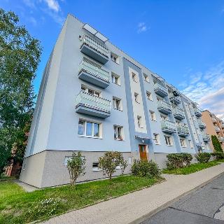 Pronájem bytu 3+kk 60 m² Kladno, Herbenova