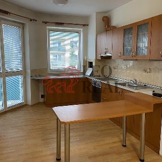 Pronájem bytu 2+kk 62 m² Vyškov, Hybešova