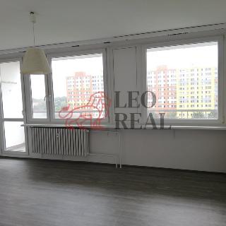 Pronájem bytu 1+kk a garsoniéry 35 m² Praha, Řešovská