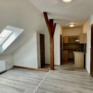 Pronájem bytu 2+kk 25 m² Uherské Hradiště, 1. máje