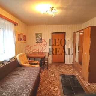 Prodej rodinného domu 390 m² Oslavany