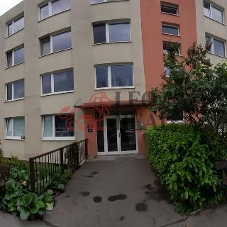 Prodej bytu 2+kk 39 m² Praha