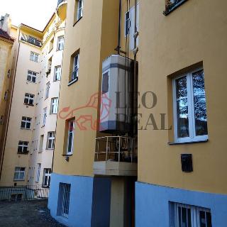 Dražba bytu 3+1 93 m² Praha, Na Jezerce