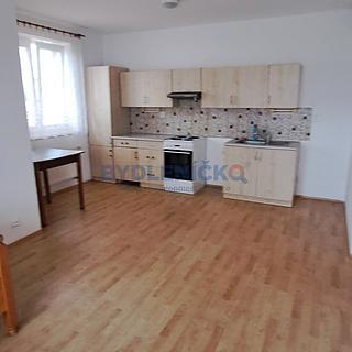 Pronájem bytu 2+kk 45 m&sup2; Trhové Sviny