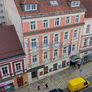 Prodej hotelu a penzionu 1 240 m² Tábor, 9. května