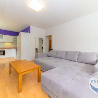 Pronájem bytu 3+kk 65 m² Praha