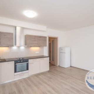 Pronájem bytu 1+kk a garsoniéry 42 m² Praha Stodůlky, Toufarova