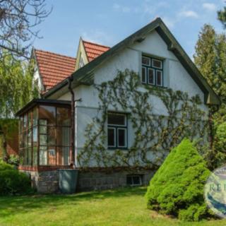 Prodej rodinného domu 200 m² Vyžlovka
