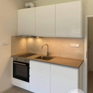 Pronájem bytu 1+kk, garsoniery 26 m² Praha