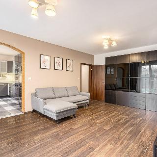 Prodej bytu 3+1 73 m² Nupaky, U Školky