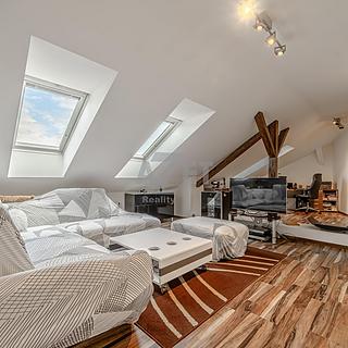 Prodej bytu 2+1 86 m&sup2; Ostrava