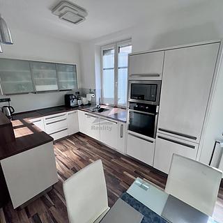 Prodej bytu 2+1 86 m&sup2; Ostrava