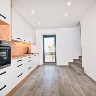 Pronájem bytu 3+1 75 m² Uhlířov, 