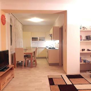 Prodej bytu 2+kk 56 m² Přerov, Bratrská