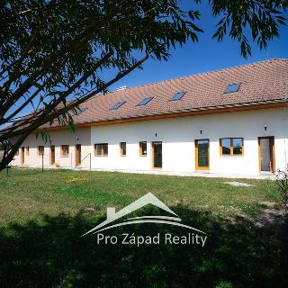 Prodej bytu 4+kk 120 m² Plzeň, K Poli