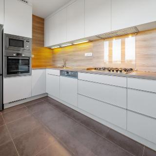 Prodej bytu 4+1 106 m² Plzeň, Křimická