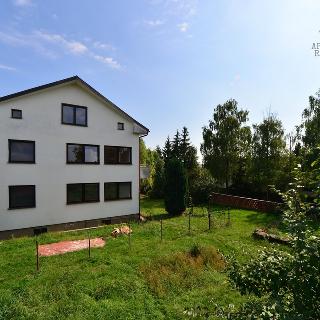 Prodej činžovního domu 584 m² Podolanka, Na Štěpařce