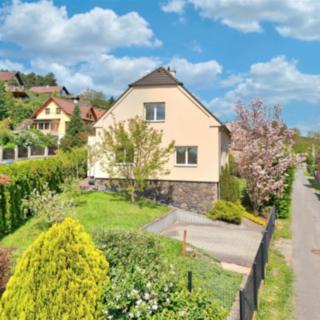 Prodej rodinného domu 169 m² Beroun -Závodí, Na Veselou