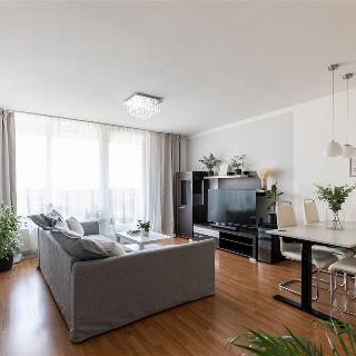 Pronájem bytu 2+kk 58 m² Praha