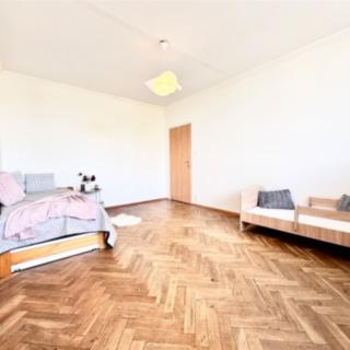 Pronájem bytu 2+1 65 m² Karlovy Vary Drahovice, Gagarinova