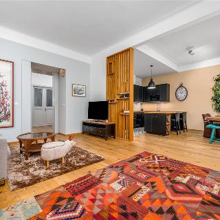 Pronájem bytu 3+kk 121 m² Praha