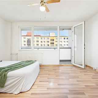 Prodej bytu 3+1 68 m² Plzeň, Žlutická