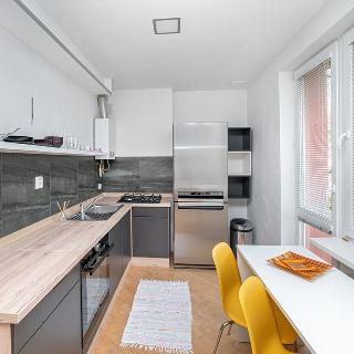 Pronájem bytu 2+1 50 m² Třinec, kpt. Nálepky