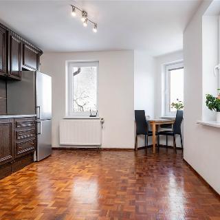 Pronájem bytu 2+kk 40 m² Praha, Hostavická