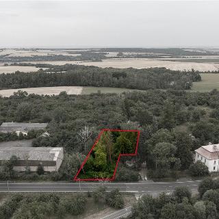 Prodej stavební parcely 1 000 m² Mělnické Vtelno