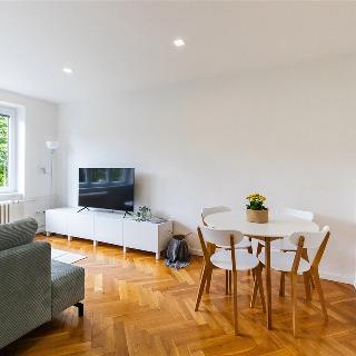 Pronájem bytu 1+1 37 m² Praha