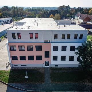 Prodej obchodu 46 m² Rohatec, Moravní