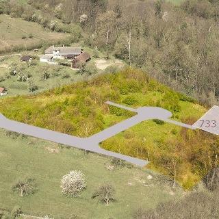 Prodej stavební parcely 733 m² Choryně