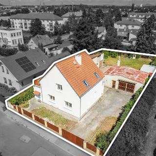 Prodej rodinného domu 140 m² Mělník, Baráčnická