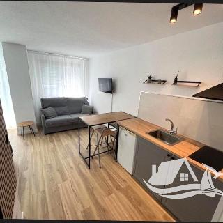 Prodej bytu 1+kk a garsoniéry 32 m² ve Španělsku